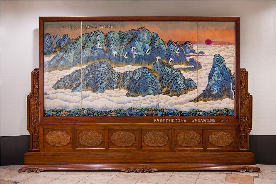 一艘山東艦、一段革命史、一份魯港情