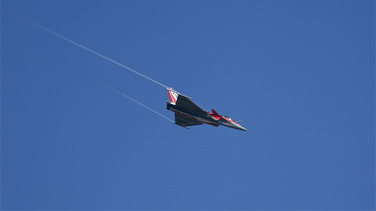 法情報(bào)部門(mén)稱(chēng)中方貶低「陣風(fēng)」戰(zhàn)機(jī) 國(guó)防部：捕風(fēng)捉影、造謠抹黑