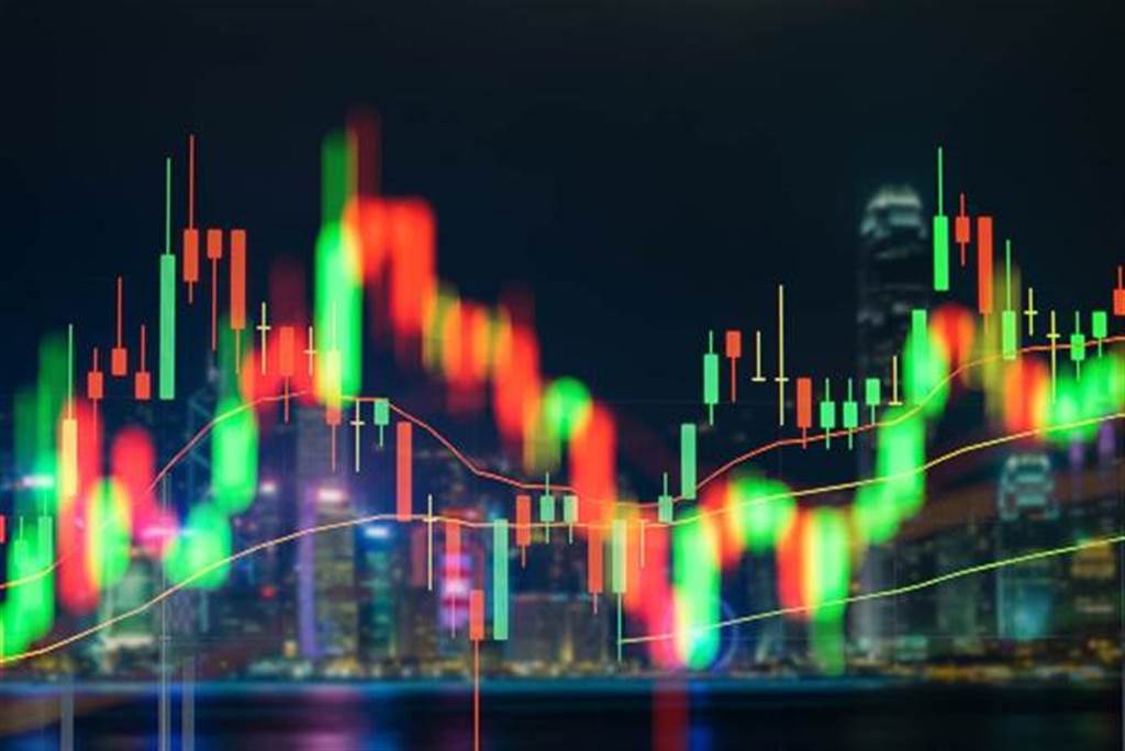 【財通AH】公募看好下半年市場 重點關(guān)注科技和消費