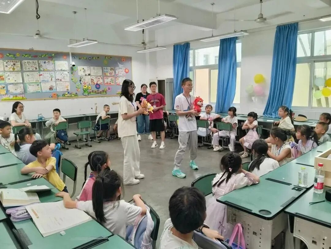 四川平武：關愛孩子暑假成長 暖心託管分解民憂