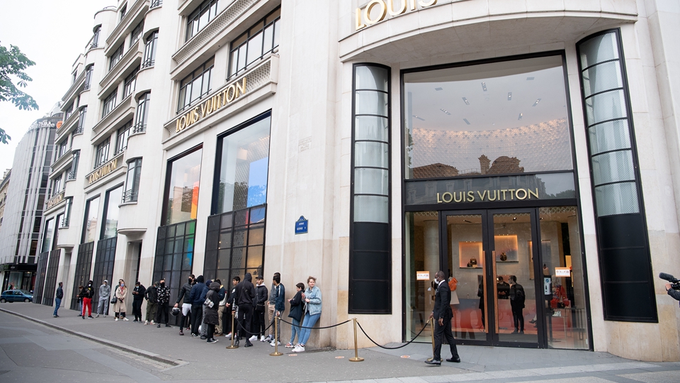 LVMH股價反彈 奢侈品低迷狀態(tài)已經(jīng)觸底