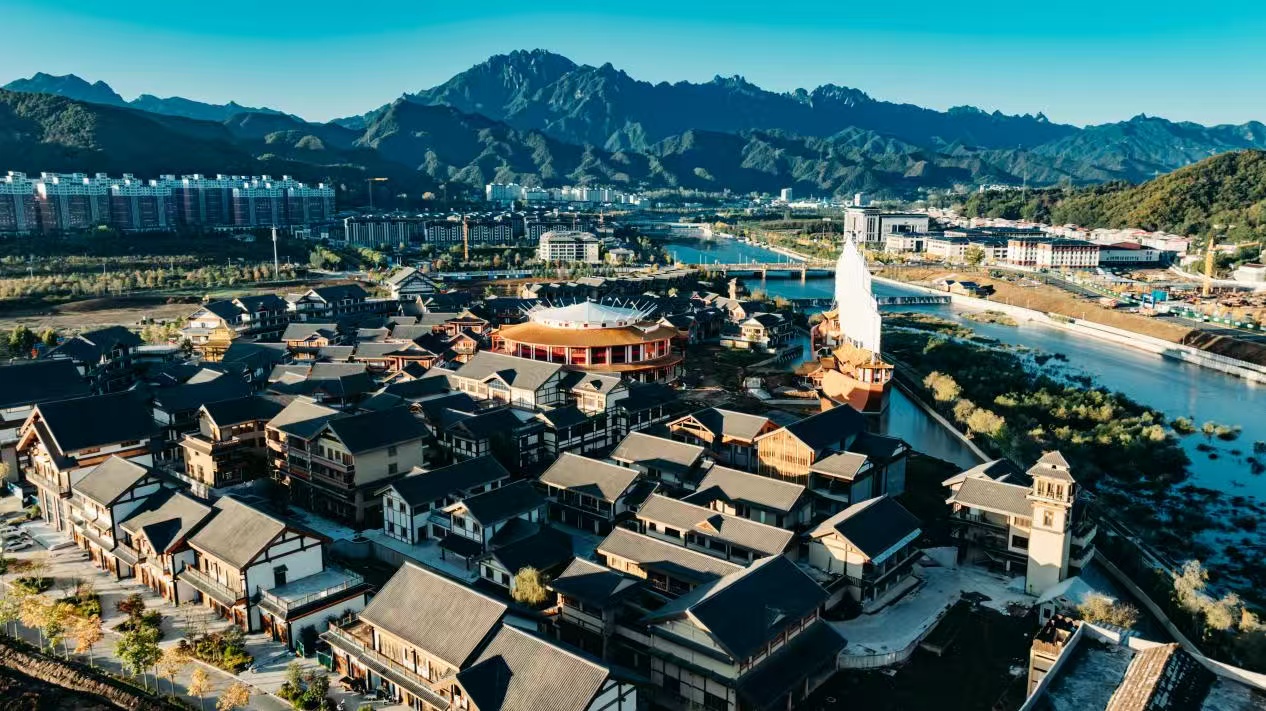 山水度假新模式 鸞州渡假日小鎮(zhèn)盛大啟幕