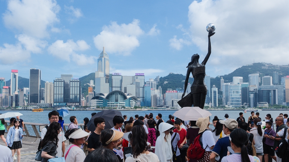 【來(lái)論】又再干預(yù)港務(wù) 英式「國(guó)安雙標(biāo)」何其露骨