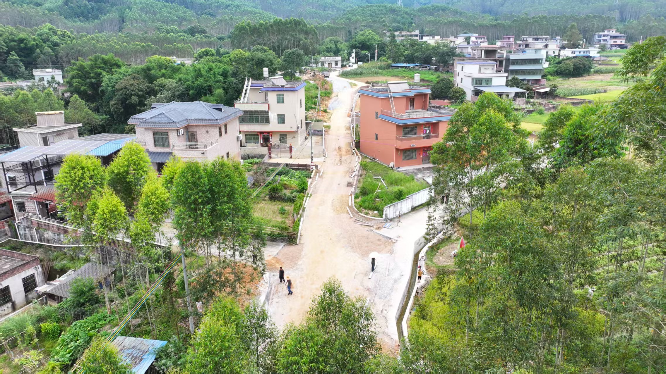 廣東新豐回龍鎮(zhèn)：走好「寬心·同心·文明」三條路 書寫「百千萬工程」基層實踐答卷