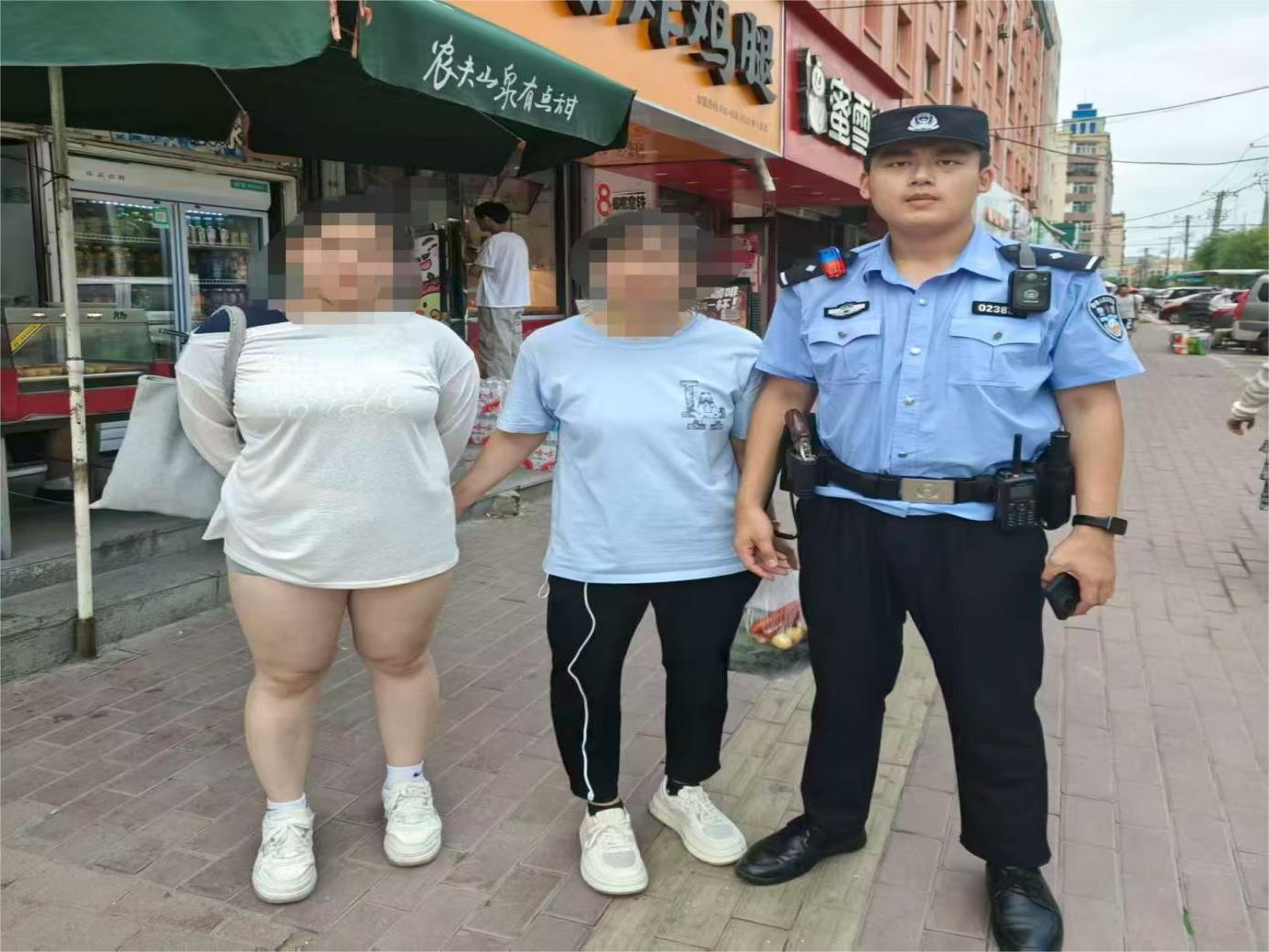 枝葉關(guān)情冰城警方以服務(wù)織密安全網(wǎng)