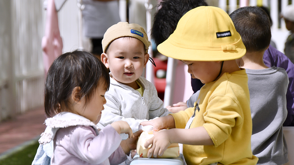 內(nèi)地今年初步安排育兒補(bǔ)貼補(bǔ)助資金預(yù)算900億左右