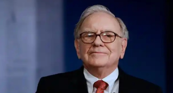 【財通AH】自宣布年底退休後，「巴菲特溢價」開始消退  伯克希爾股價跌出美股前十位