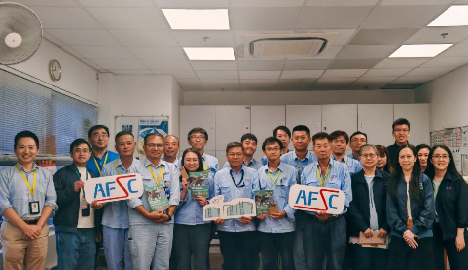 跨部門反恐專責(zé)組訪燃油業(yè)界 提升員工保安意識