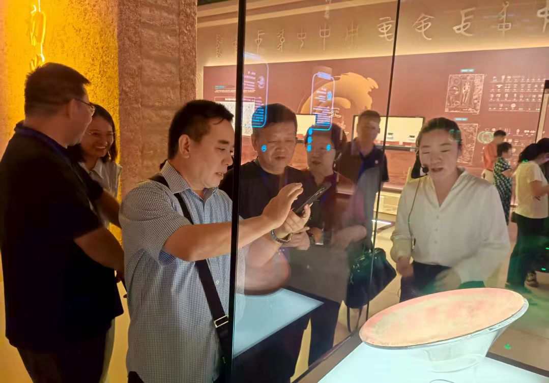 著名作家眼中的帝堯之都山西臨汾（中）