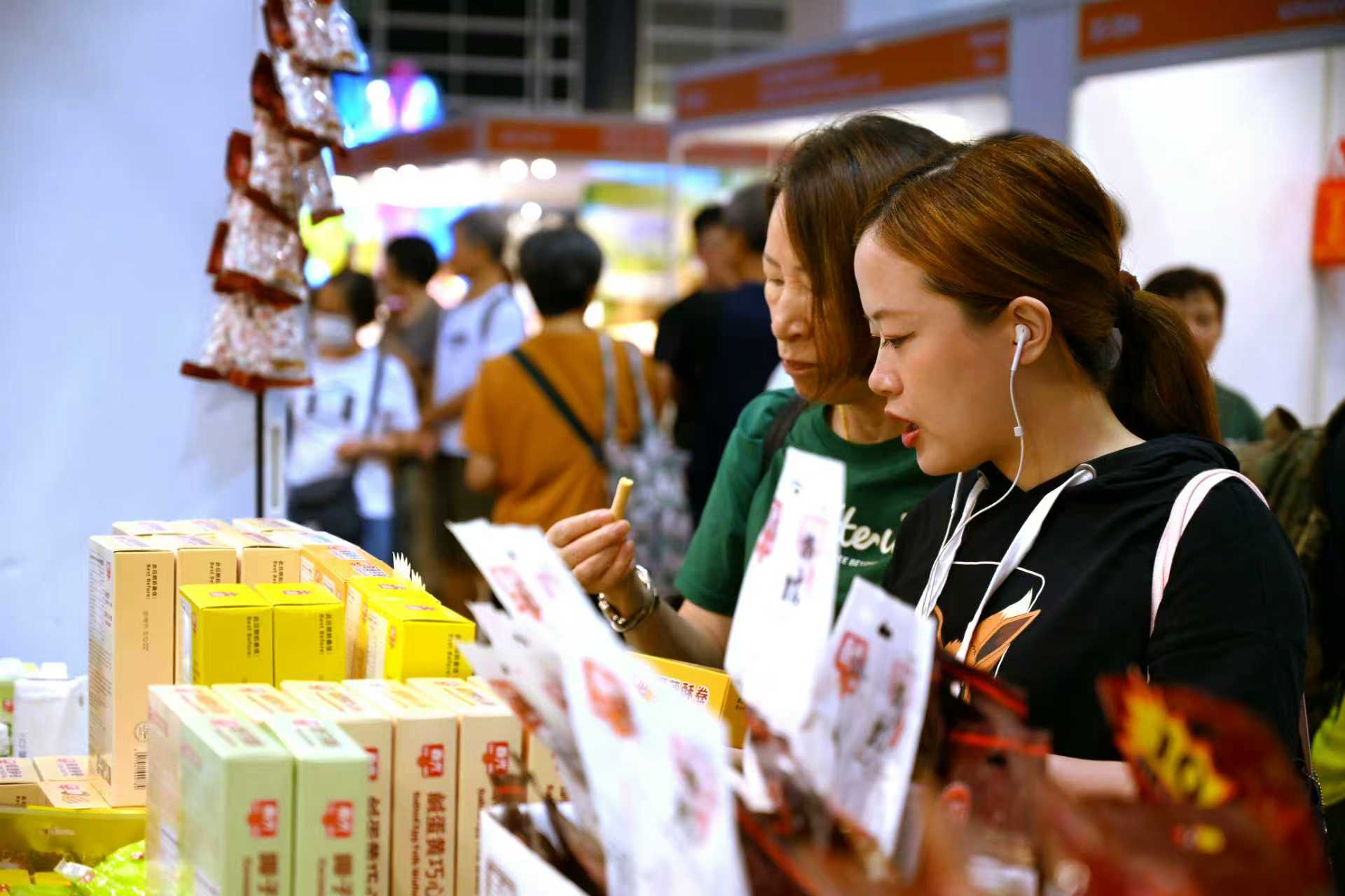 超正海南味丨春光食品：通過食博會(huì)推動(dòng)海南特產(chǎn)走出去