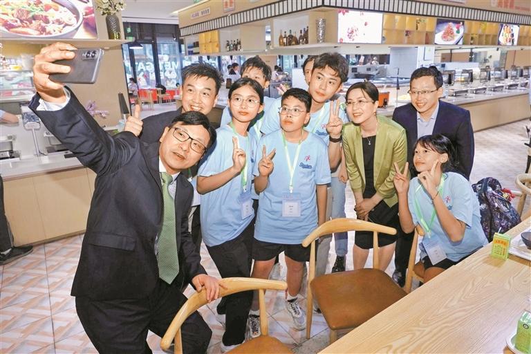 香港青年打卡前海點讚「港味」創(chuàng)業(yè)沃土