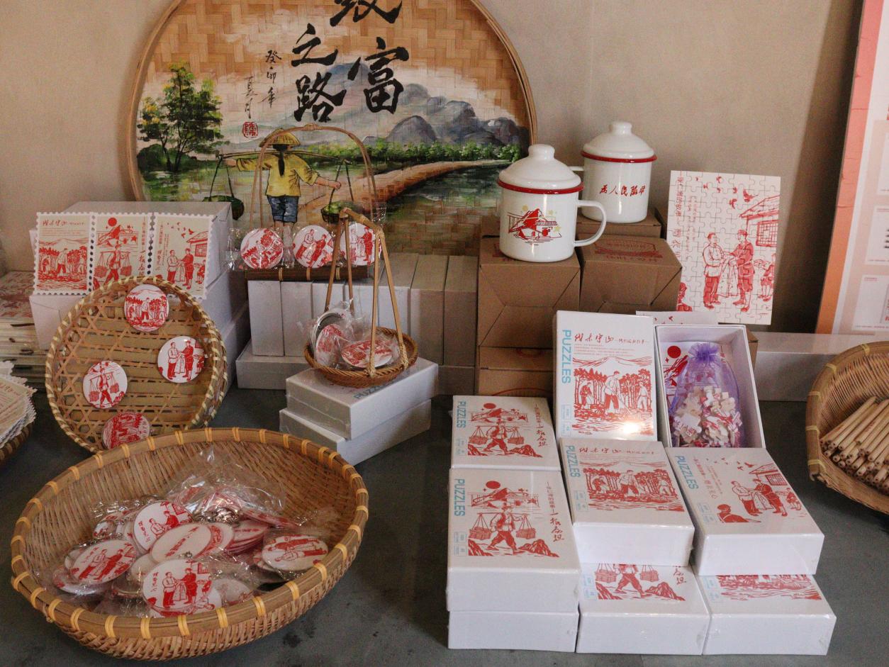 瓷心繪紅村：陶大學(xué)子以瓷為筆，續(xù)寫(xiě)贛北紅色振興篇章