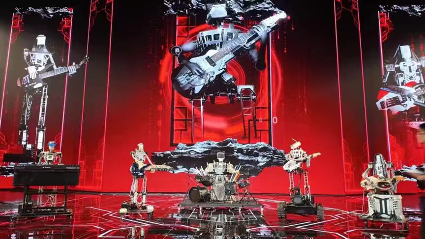 機械人唱歌又跳舞，這屆文旅產(chǎn)業(yè)博覽會科技感好勁