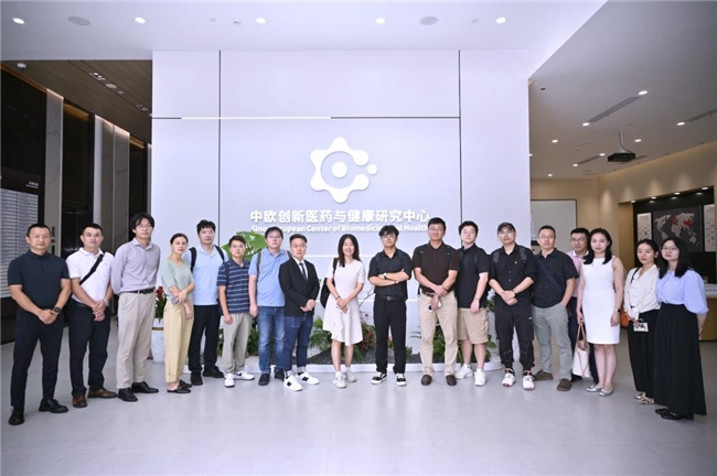    「醫(yī)路創(chuàng)新，深港同行」數(shù)字健康孵化日?qǐng)A滿落幕共探AI醫(yī)療新未來