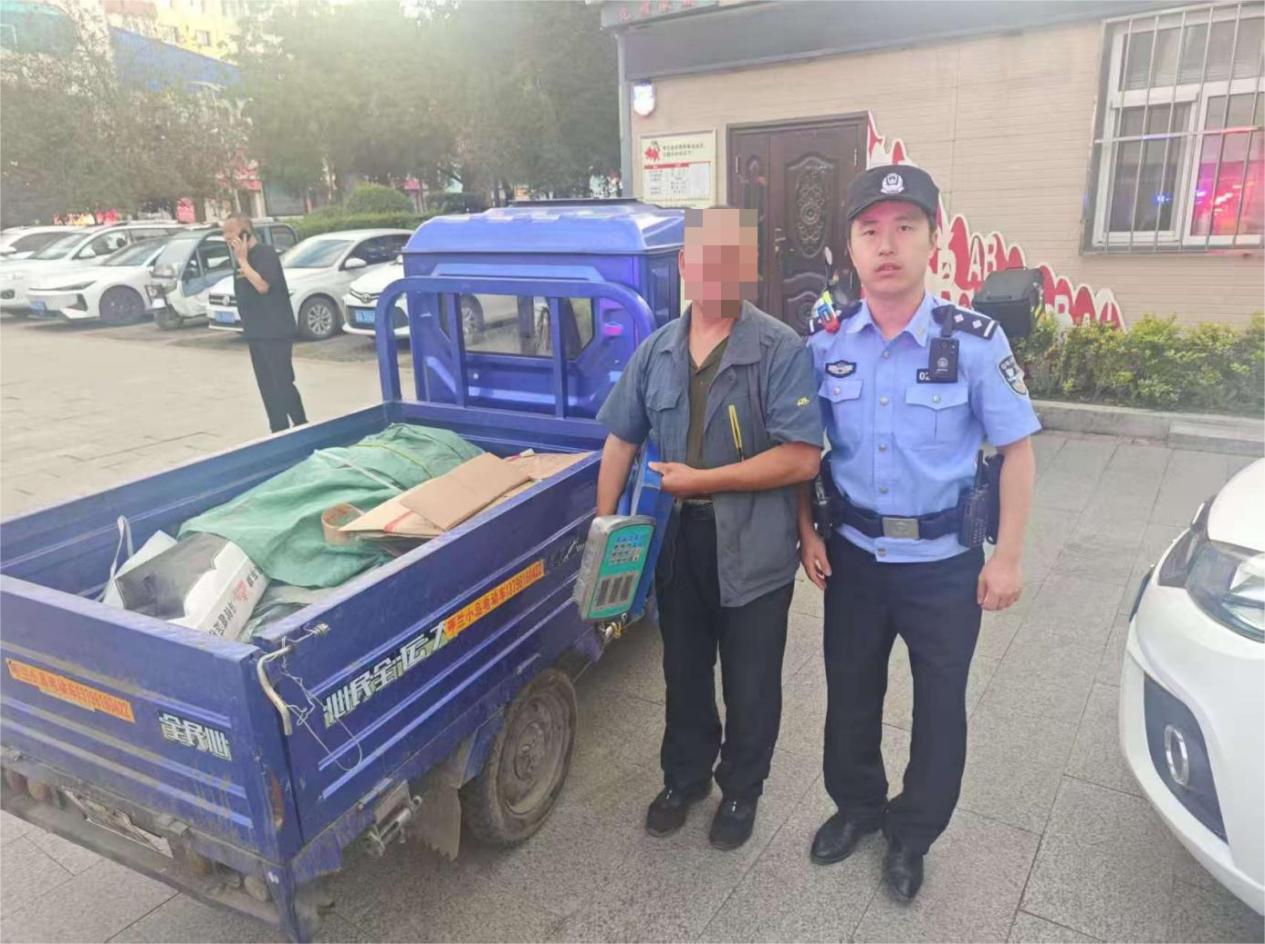 冰城公安：以暖心服務(wù)解決群眾急難愁盼