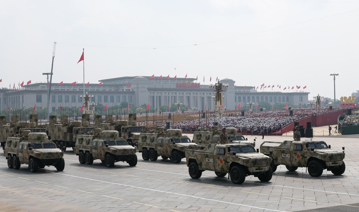 信息支援部隊(duì)方隊(duì)：成立以來首次亮相閱兵場 