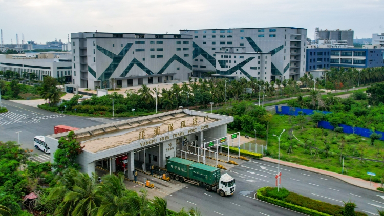 【參政議政】藉「封關(guān)運(yùn)作」機(jī)遇 推動(dòng)瓊港雙向奔赴協(xié)同發(fā)展