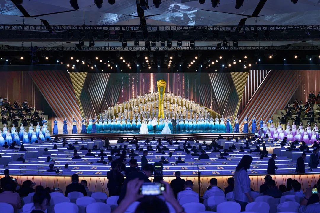 2025金熊貓盛典在成都隆重舉行 27個獎項逐一揭曉