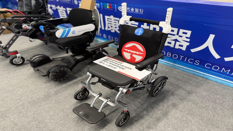 嶺大研發(fā)「CREW智能輪椅操控系統(tǒng)」 於首屆深圳康養(yǎng)機器人大賽榮獲「十佳技術(shù)創(chuàng)新獎」