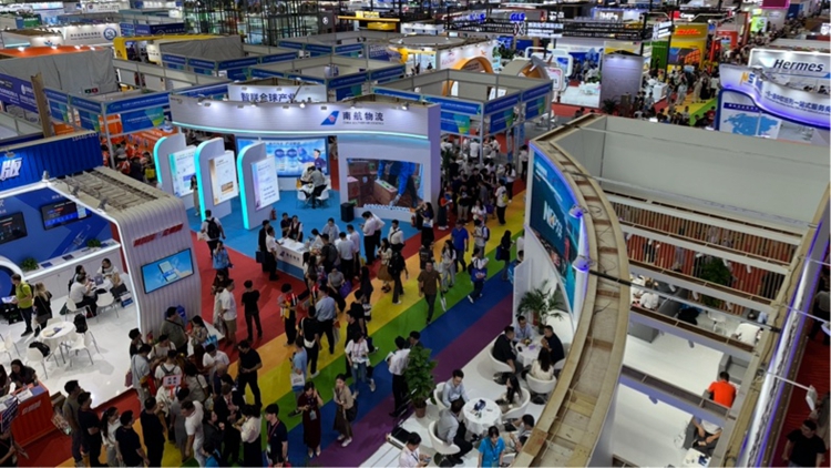 盛況空前 聚集全球2200餘家展商 第19屆中國(guó)（深圳）物博會(huì)開(kāi)幕