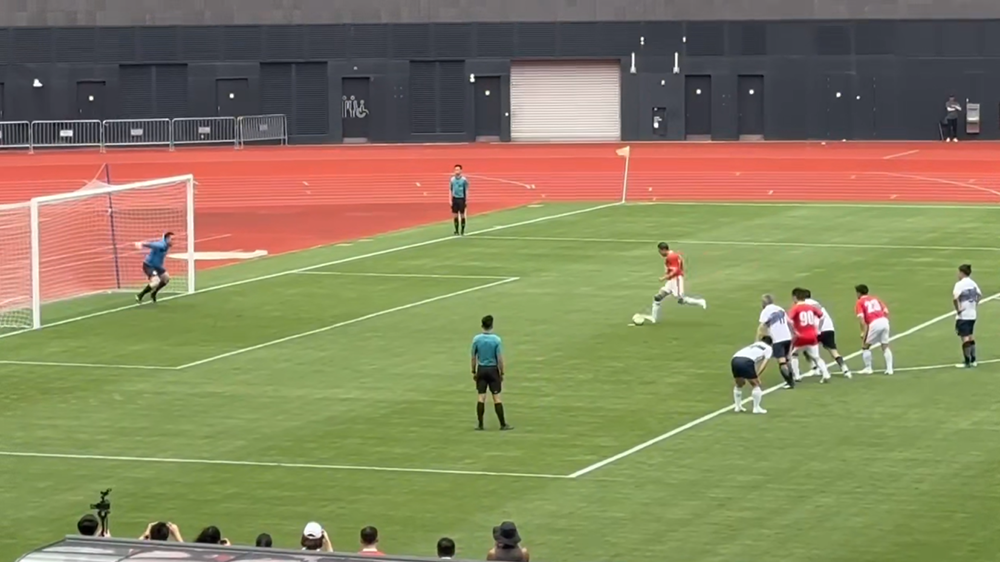 行政立法機(jī)關(guān)首次於啟德辦足球友賽 李家超：具特別意義