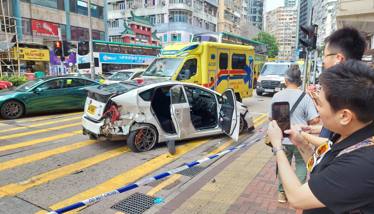 有片丨佐敦發(fā)生5車相撞意外 8人受傷