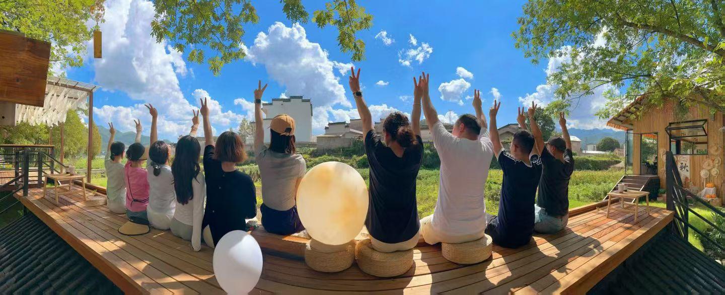 皖黃山區(qū)譚家橋：「村咖」來打卡  鄉(xiāng)村也浪漫