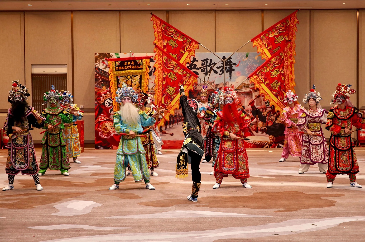 沉浸式體驗(yàn)潮汕民俗活力 華夏民俗文化周暨潮汕民俗文化博覽會(huì)活動(dòng)精彩紛呈