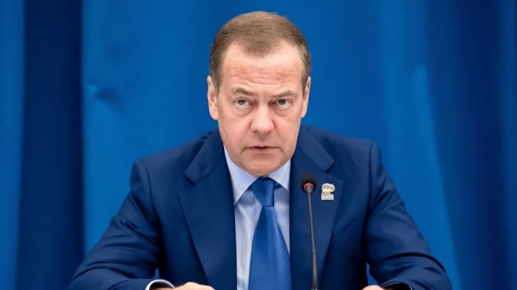 梅德韋傑夫?qū)⒙蕡F訪問朝鮮並出席閱兵儀式