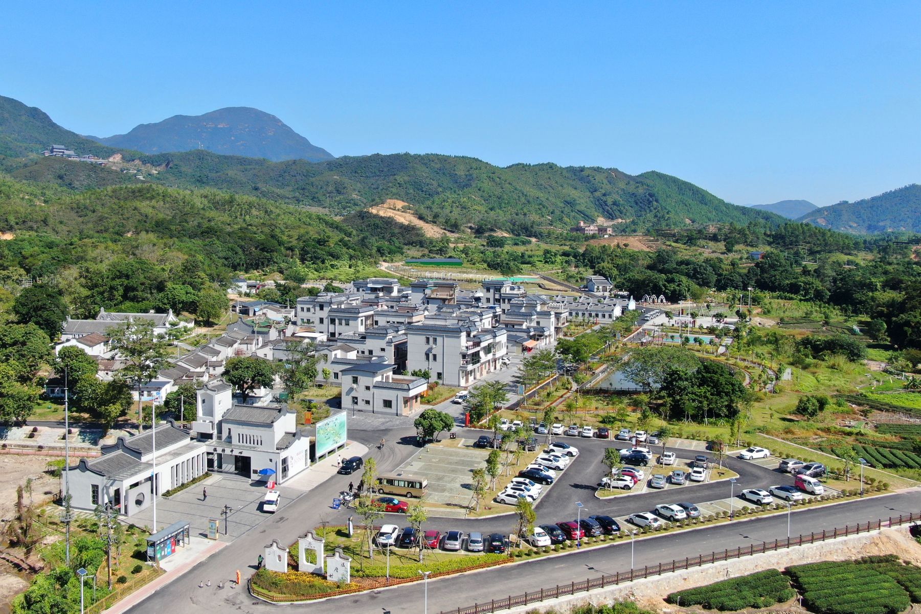 國慶黃金周 汕尾海豐蓮花山景區(qū)「火爆出圈」