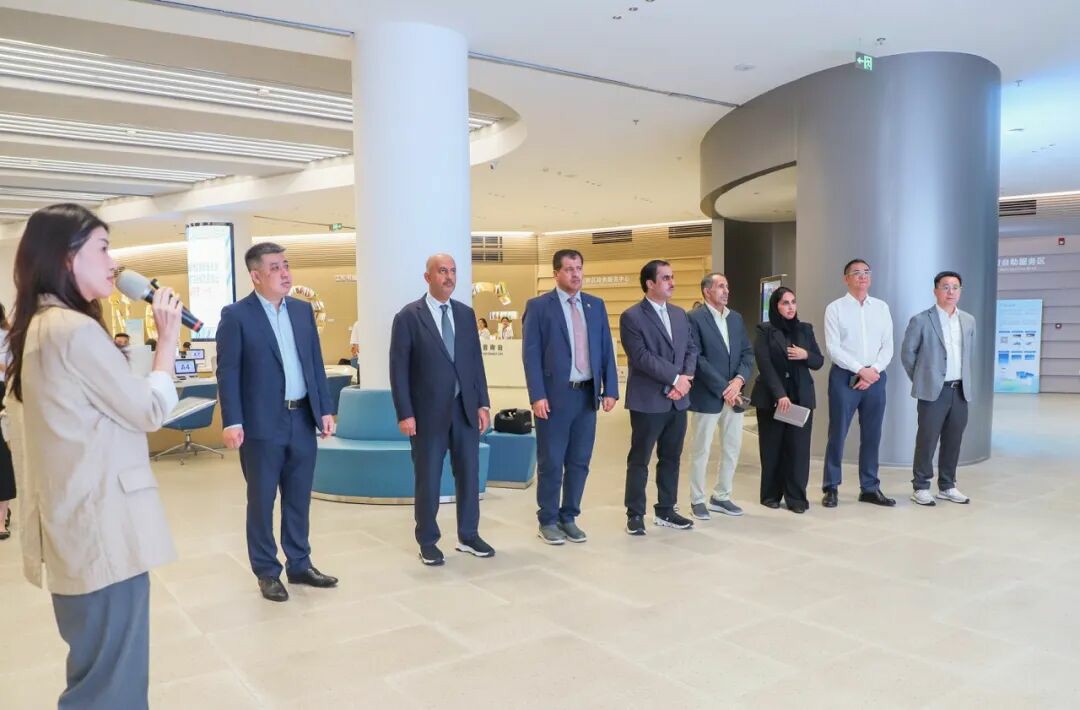 阿曼蘇丹國特別經(jīng)濟(jì)區(qū)代表團(tuán)到訪?？诮瓥|新區(qū)