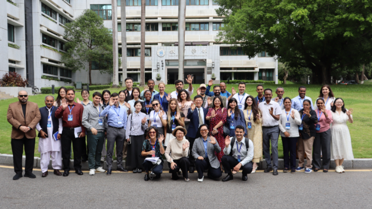 深大舉辦「ESG賦能綠色『一帶一路』」交流會 共商發(fā)展中國家氣候適應(yīng)新標(biāo)準(zhǔn)