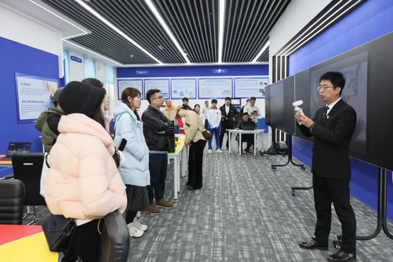 黑龍江冰雪體育職業(yè)學(xué)院：鑄「技標(biāo)」之才 燃冰雪產(chǎn)業(yè)新焰