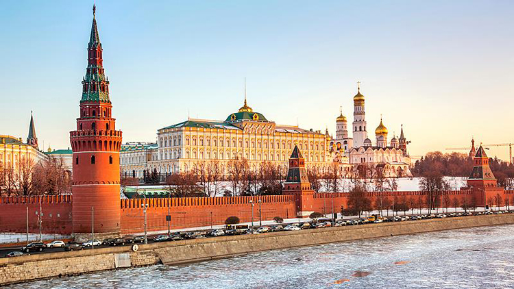 俄羅斯將驅(qū)逐2700名違法外國人