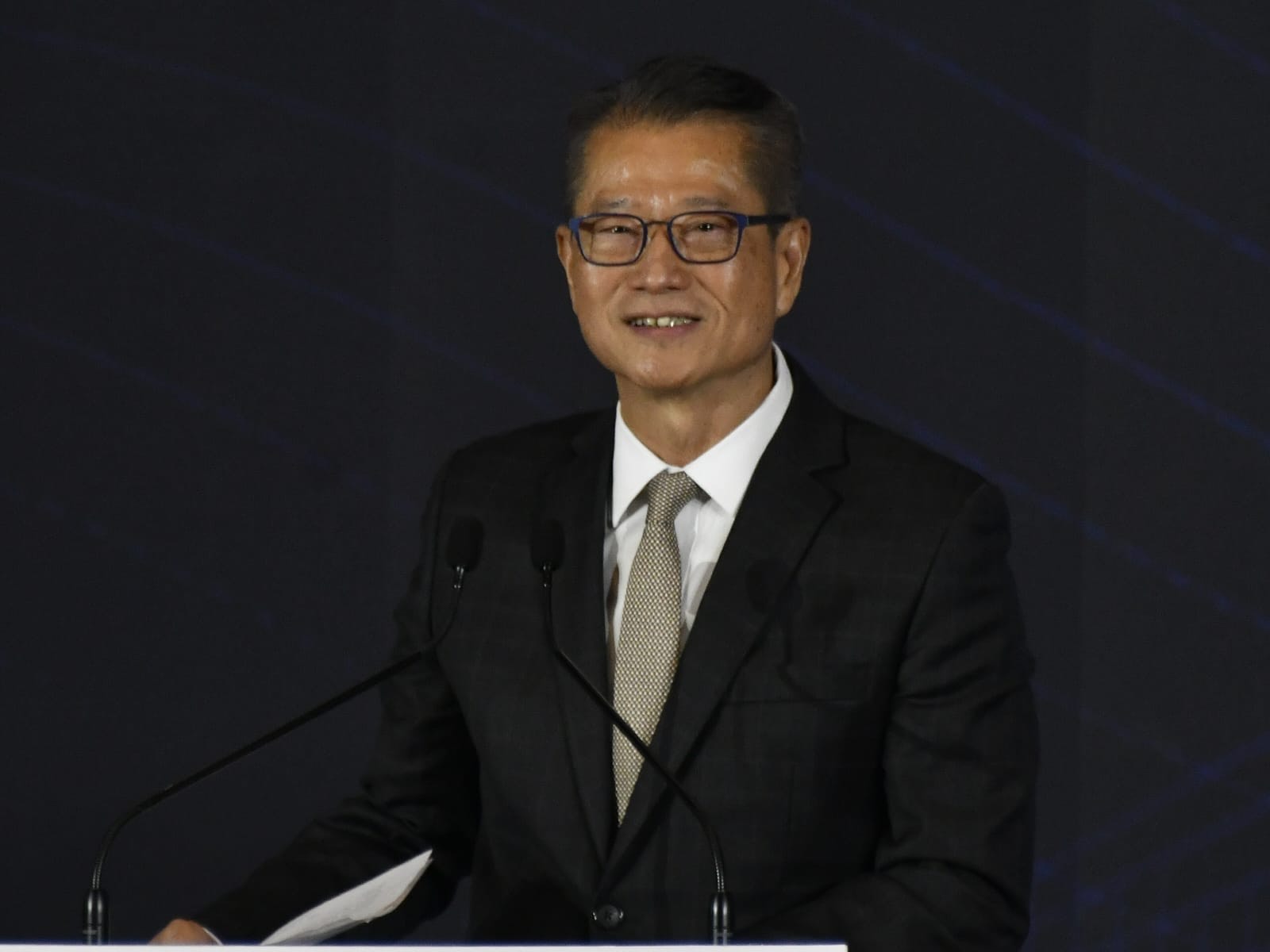 陳茂波指AI成時代關鍵詞 勢驅(qū)動金融物流行業(yè)