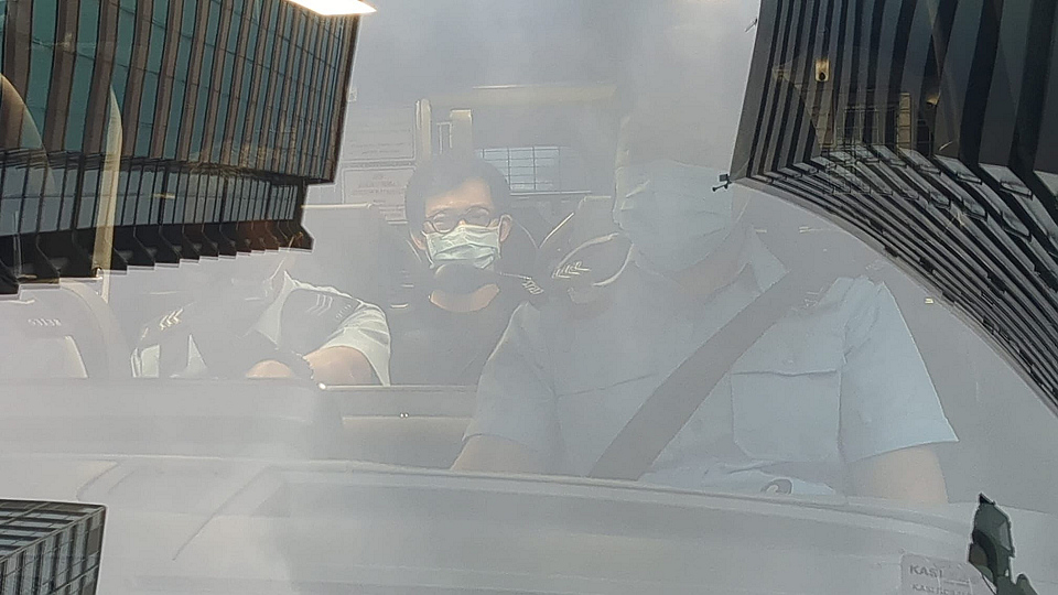 林作北角警署通宵扣查 今早押送東區(qū)法院提堂