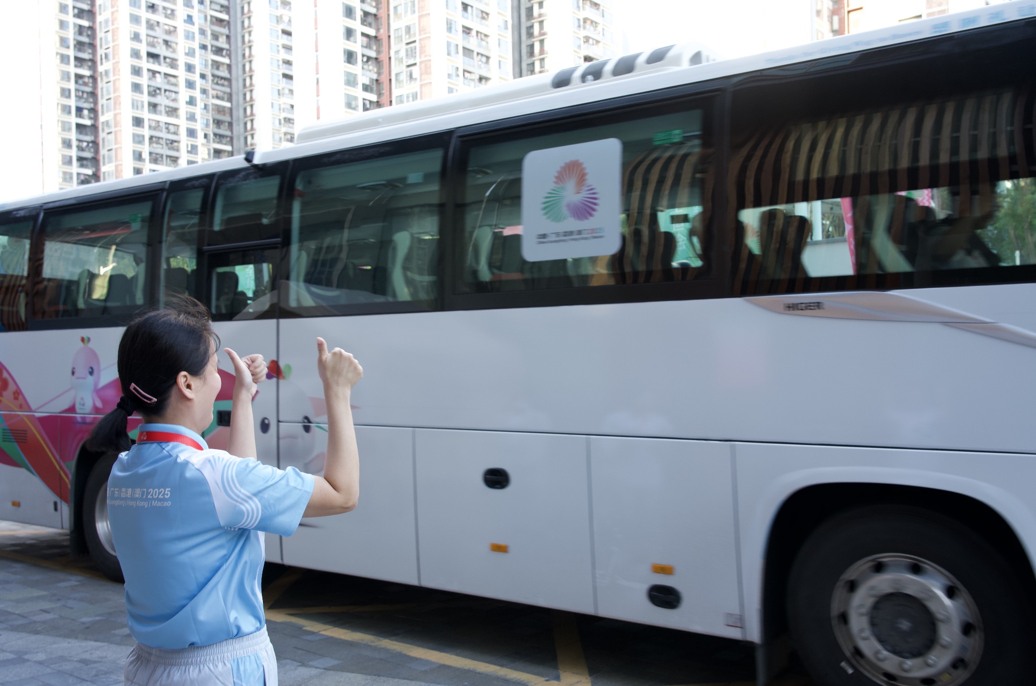 「三心」保障護(hù)征程  黨建引領(lǐng)聚合力 ——十五運(yùn)會(huì)寶安賽區(qū)足球項(xiàng)目幕後群像記