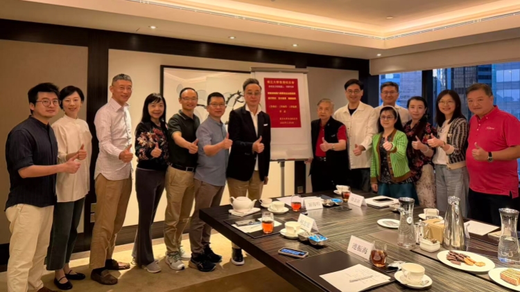 復(fù)旦大學(xué)香港校友會(huì)積極響應(yīng)投票動(dòng)員