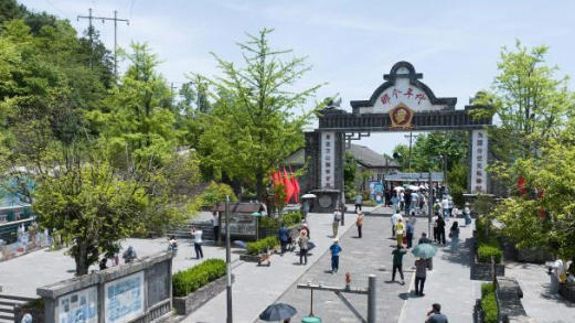 從礦場(chǎng)到片場(chǎng) 貴州硃砂古鎮(zhèn)「出鏡」又「出圈」