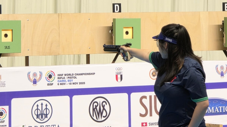 射擊世錦賽女子10米氣手槍奪銀 成灝澂創(chuàng)港隊(duì)創(chuàng)來最佳成績