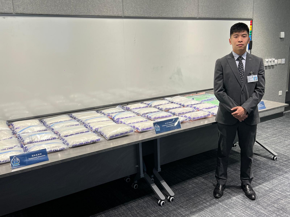 警破觀塘兩個毒品儲存?zhèn)} 拘一男檢1600萬元毒品
