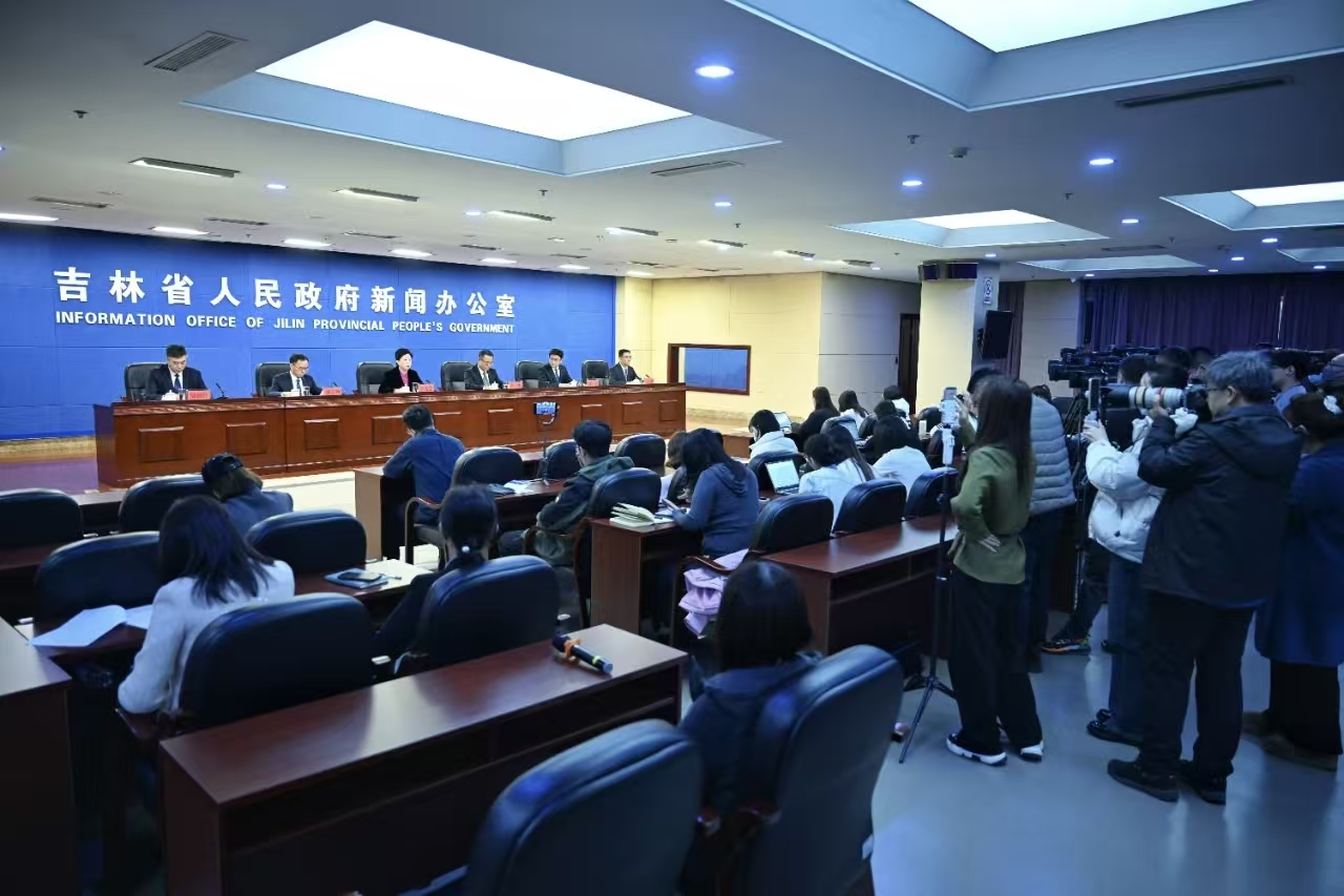 吉林新雪季放大招：一億消費券引爆冰雪經(jīng)濟  多維布局打造世界級目的地