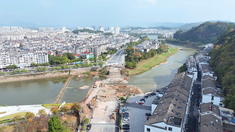 超計(jì)劃推進(jìn) 多點(diǎn)位攻堅(jiān)  皖歙縣重點(diǎn)項(xiàng)目建設(shè)「火力全開」