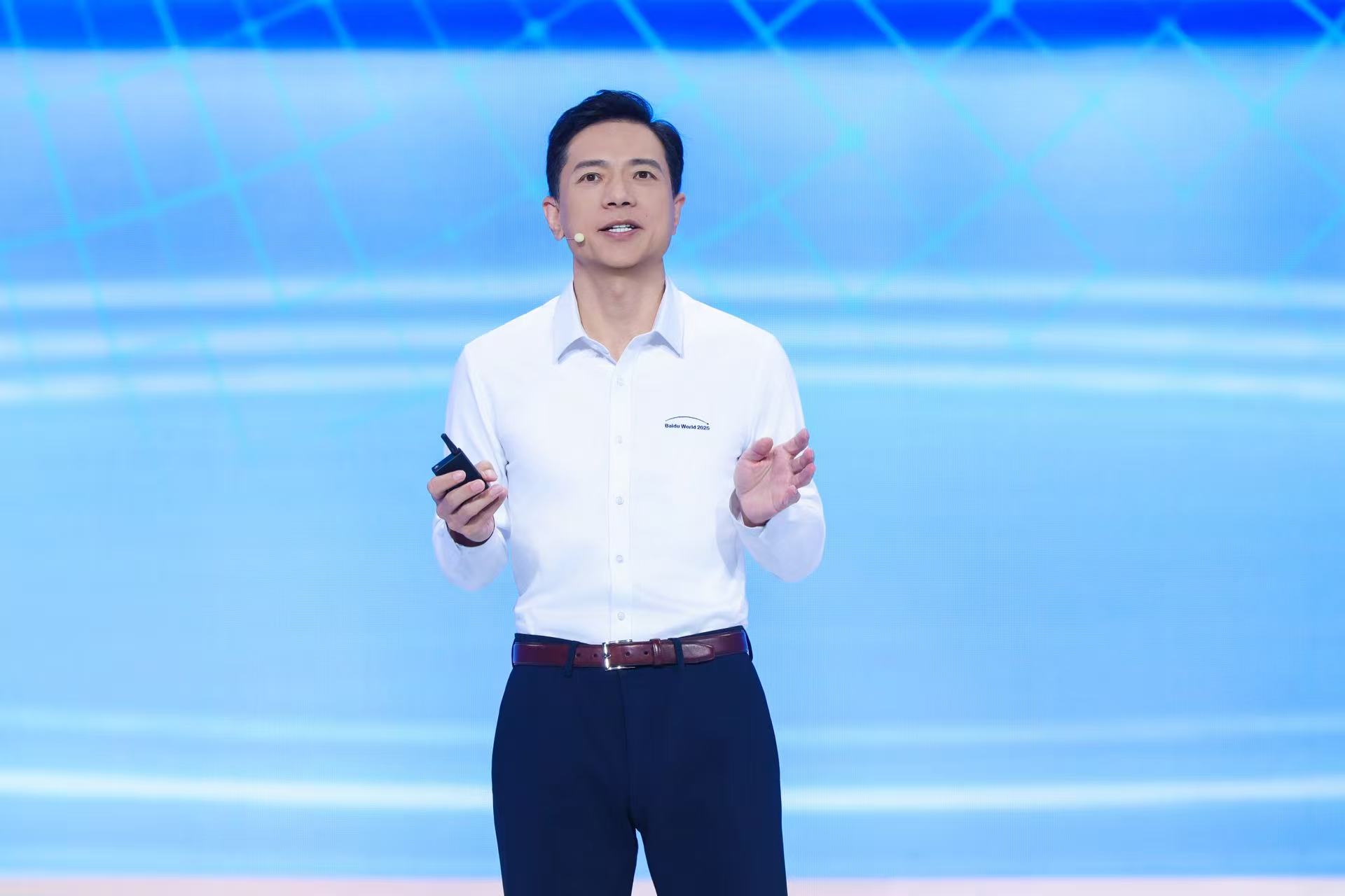 李彥宏：無(wú)人車將成全新移動(dòng)生活空間