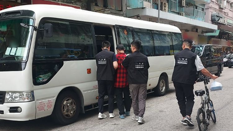 入境處全港多區(qū)打擊非法勞工 拘捕26人