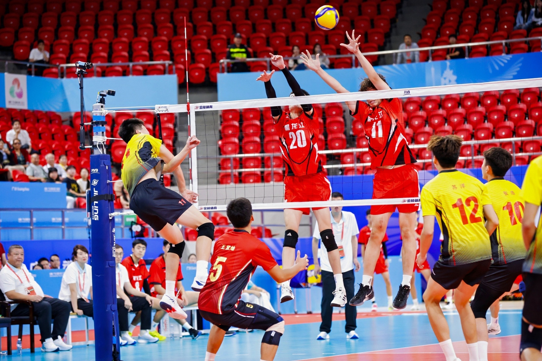 黑龍江龍江縣雙胞胎兄弟閃耀全運會賽場 創(chuàng)黑龍江排球新輝煌