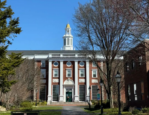 美報(bào)告：今年赴美高校留學(xué)新生人數(shù)同比減少17%