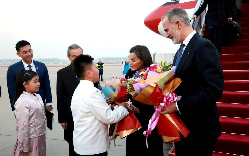 十一豐小學(xué)子參與重要外事禮賓活動展現(xiàn)中國少年風(fēng)采