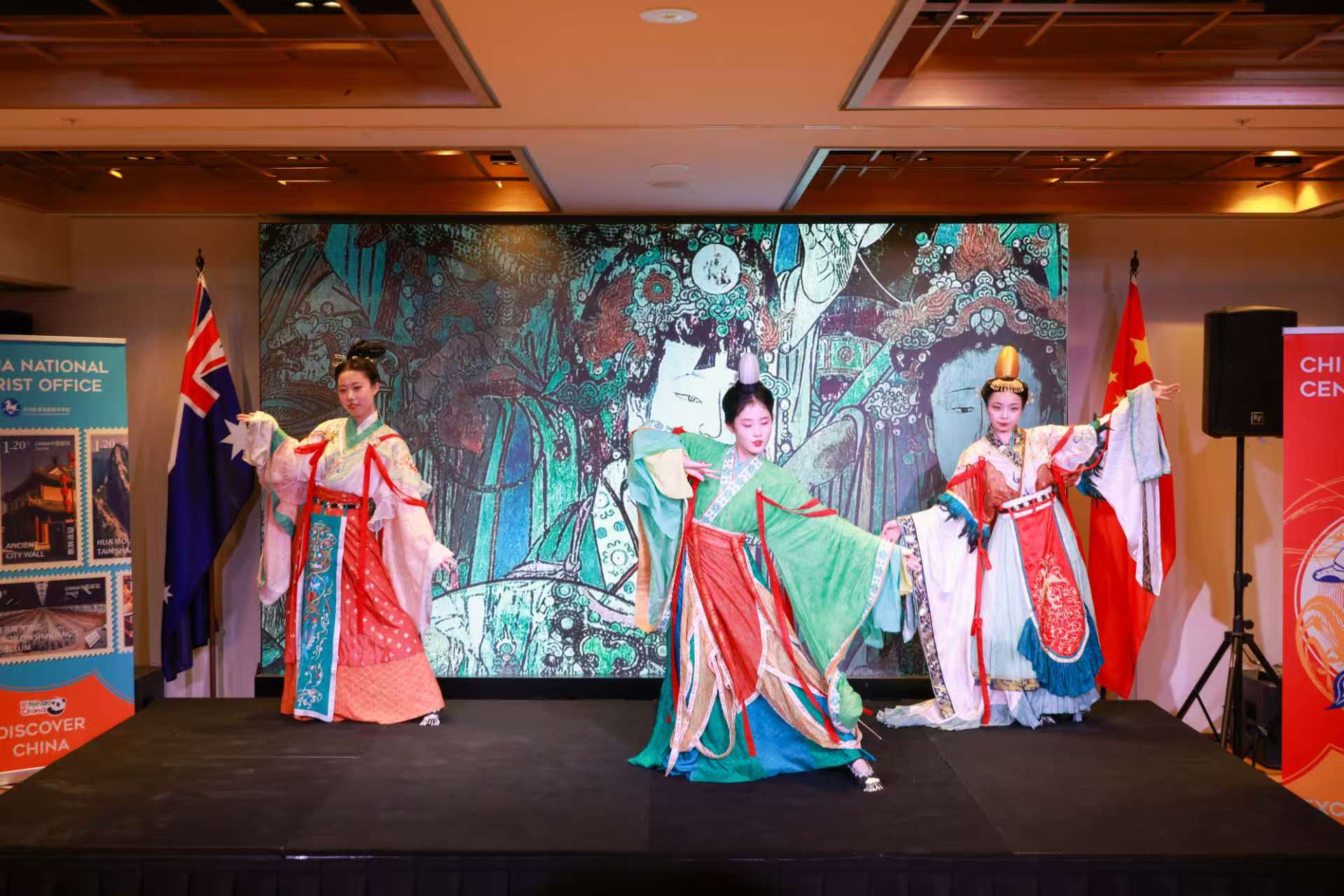 山西運(yùn)城永樂宮壁畫亮相澳大利亞