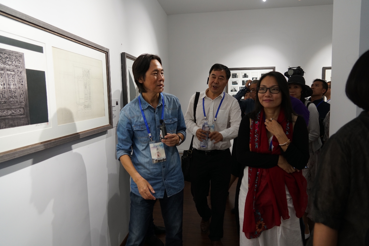 從《西遞村系列》版畫到世遺地的旅程——應(yīng)天齊與黟縣西遞四十年不變的情緣